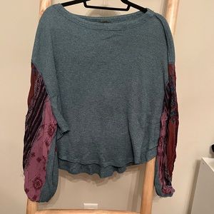Free People thermal with print sleeves